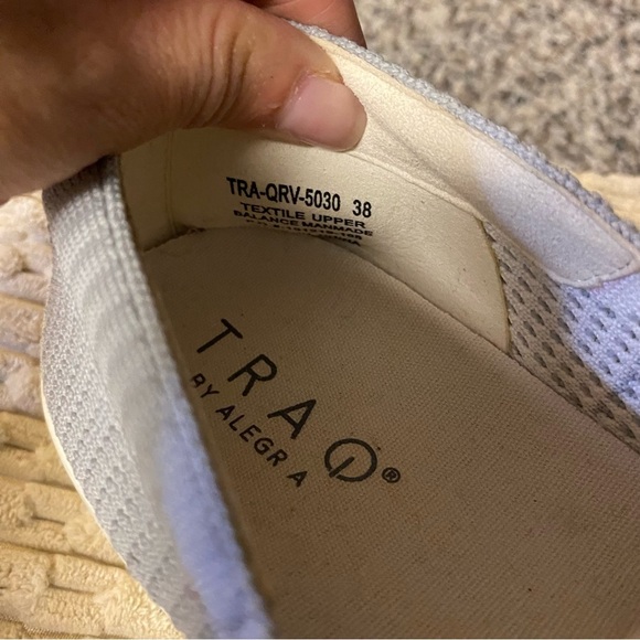 Traq by Algeria Qaravan Grey Slide On Casual Sneakers Women's Shoes Size 7.5 - Picture 2 of 10